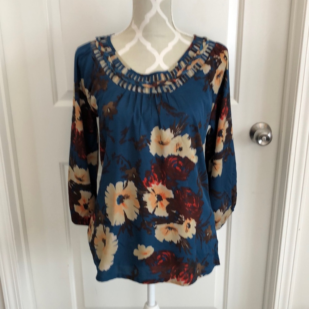 Ricki's silky floral top size 8
